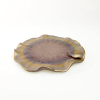 Untersetzer fuer HandgefertigternGaiwan aus rotem Ton mit Glasur in warmen Erdtönen